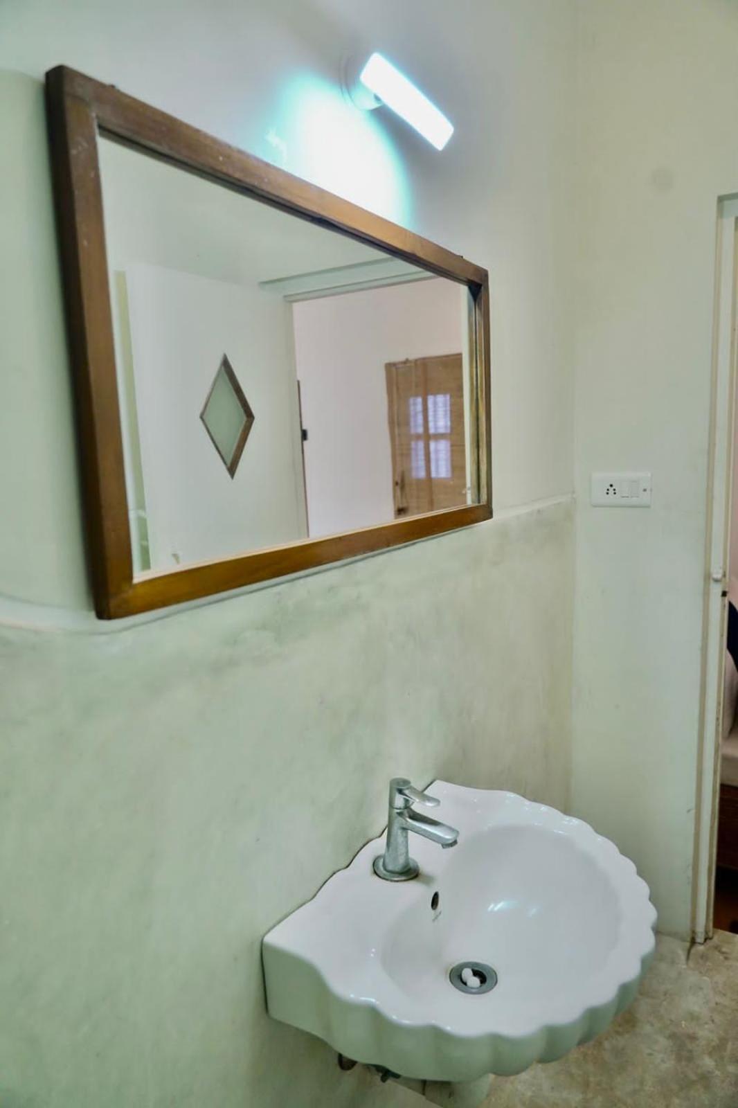 French Rivera Heritage Boutique Villa Pondicherry Exterior photo